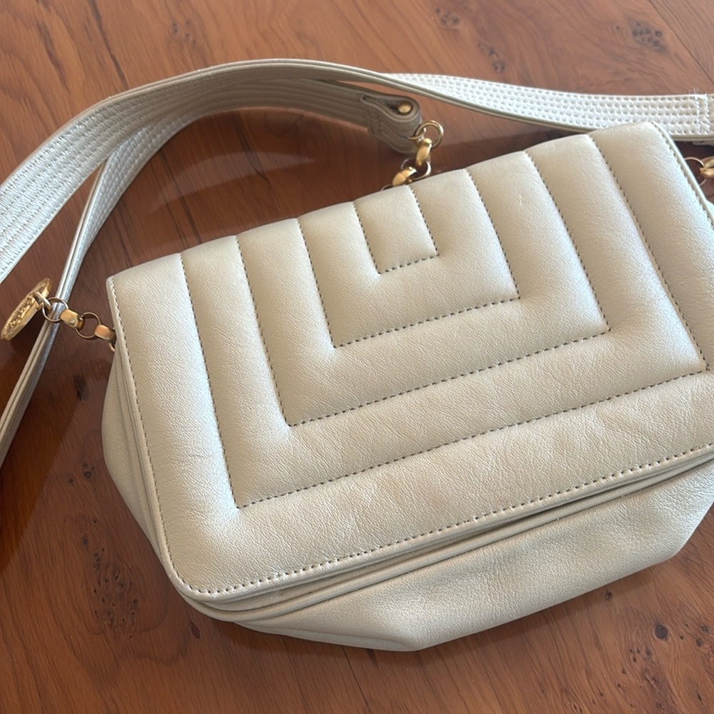 Vintage Jay Herbert‎ purse.